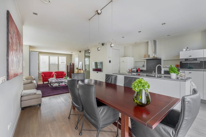 Foto 6 van Burgemeester Moorenstraat 2