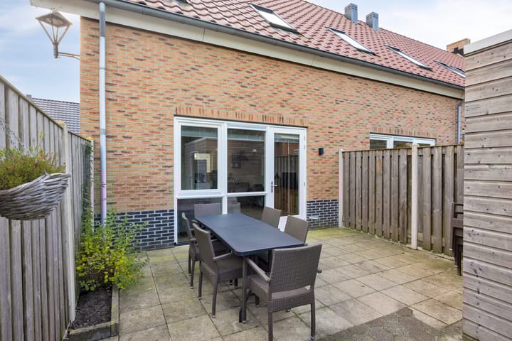 Photo 25 of Voorstraat 1-D