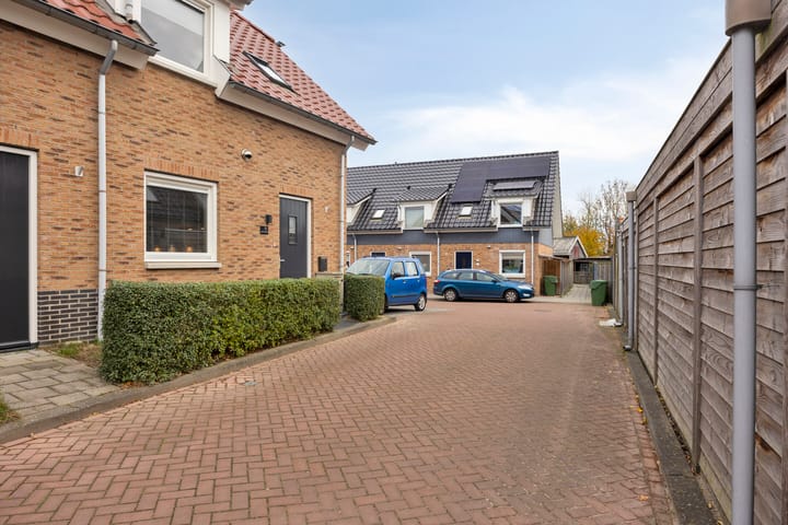 Photo 28 of Voorstraat 1-D