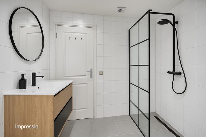 Photo 15 of Vingerhoekhof 11-B