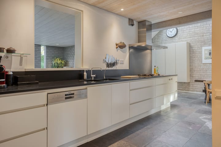 Foto 10 van Dr. van Beurdenstraat 3