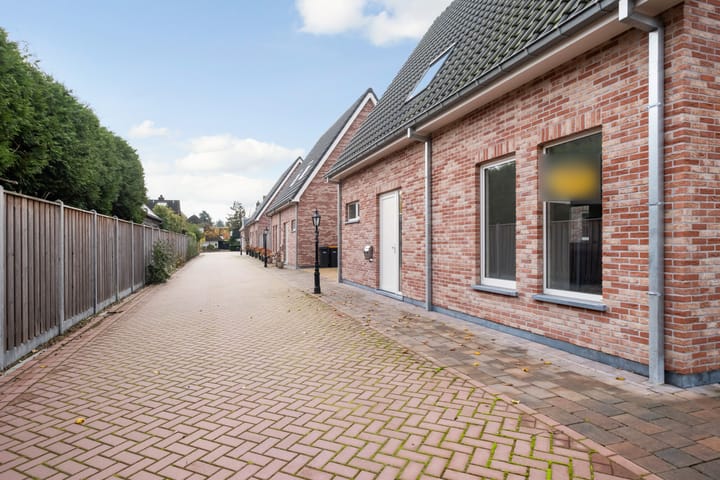 Photo 5 of Pater Andreoliweg 3