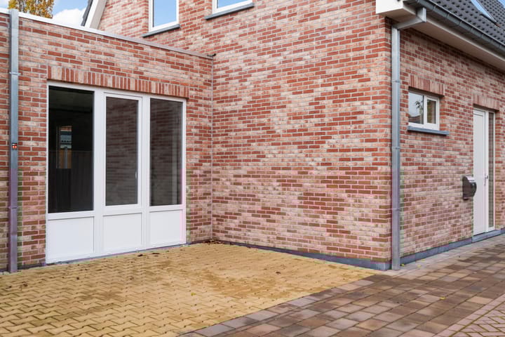 Photo 7 of Pater Andreoliweg 3