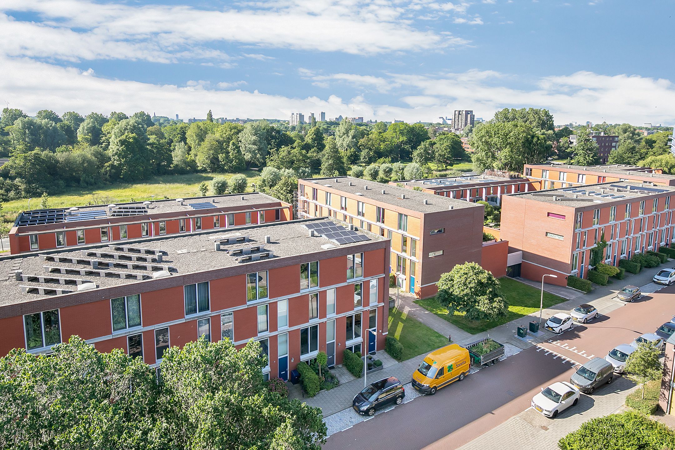 Photo 12 of Hongarenburg 124