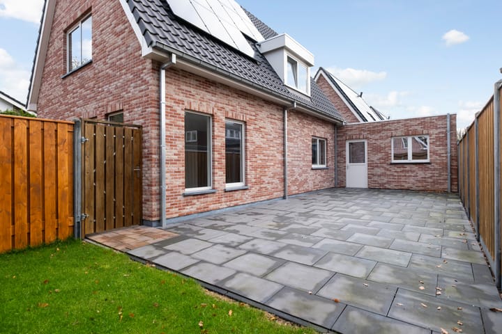 Photo 36 of Pater Andreoliweg 3