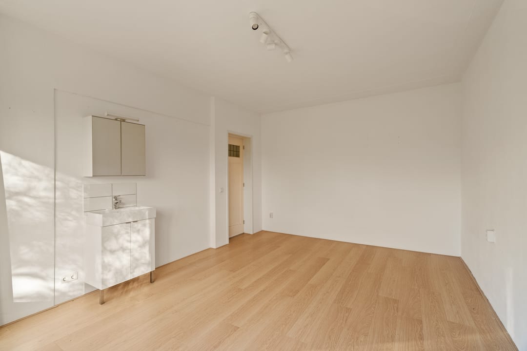 Photo 7 of Statenweg 150-A