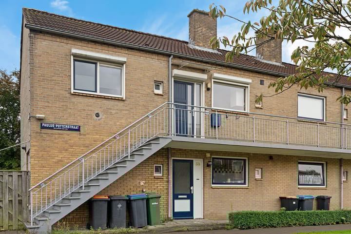 Photo 7 of Paulus Potterstraat 35