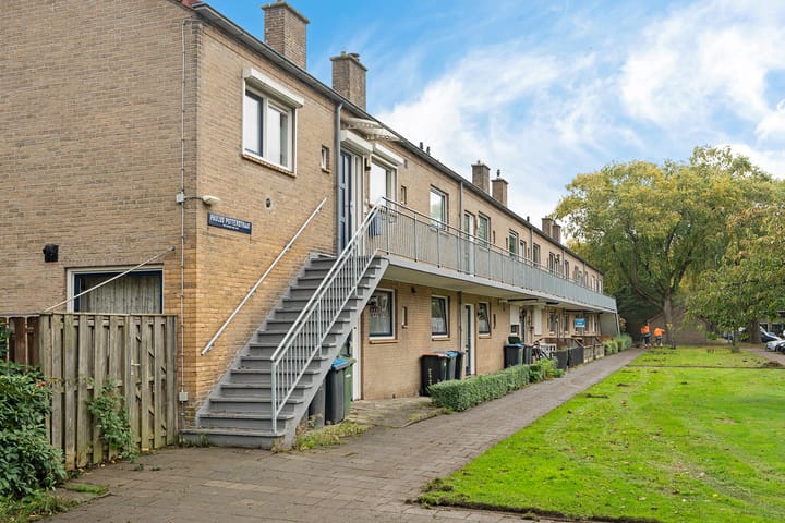 Photo 8 of Paulus Potterstraat 35