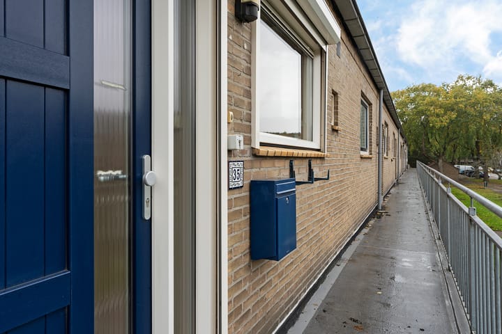 Photo 11 of Paulus Potterstraat 35