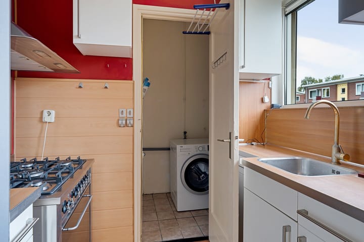 Photo 18 of Paulus Potterstraat 35