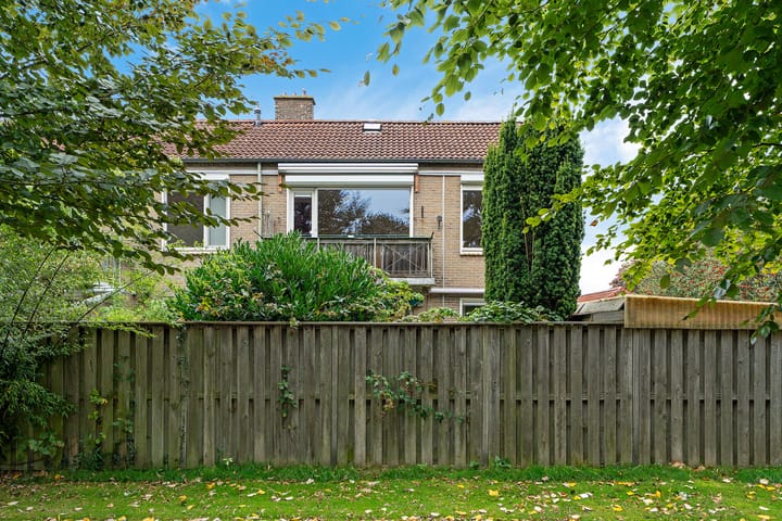 Photo 42 of Paulus Potterstraat 35