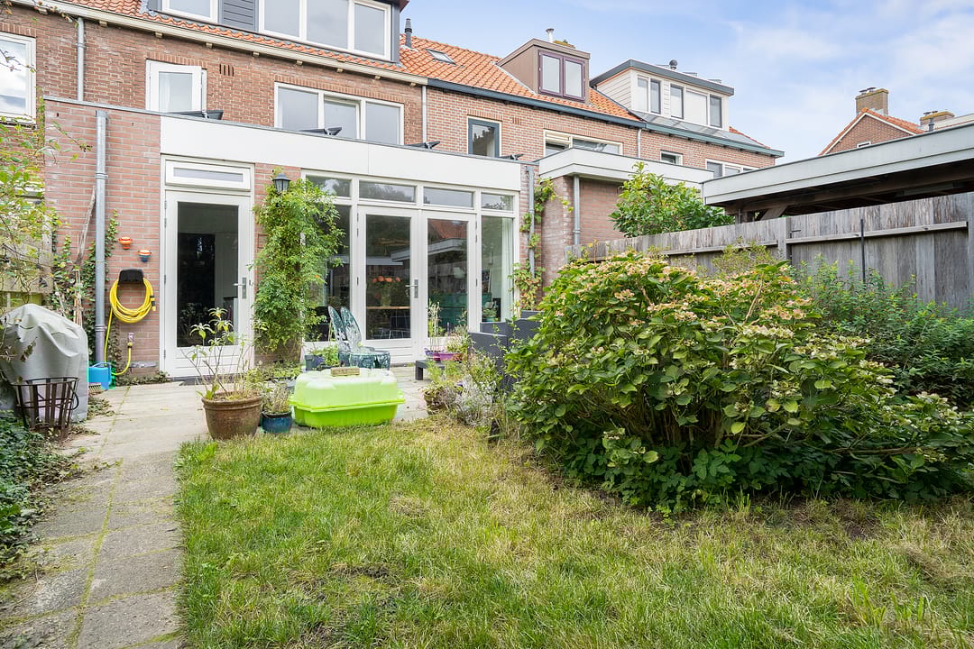 Photo 2 of Paramaribostraat 44