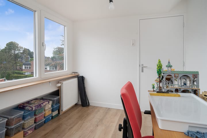 Foto 24 van Paramaribostraat 44