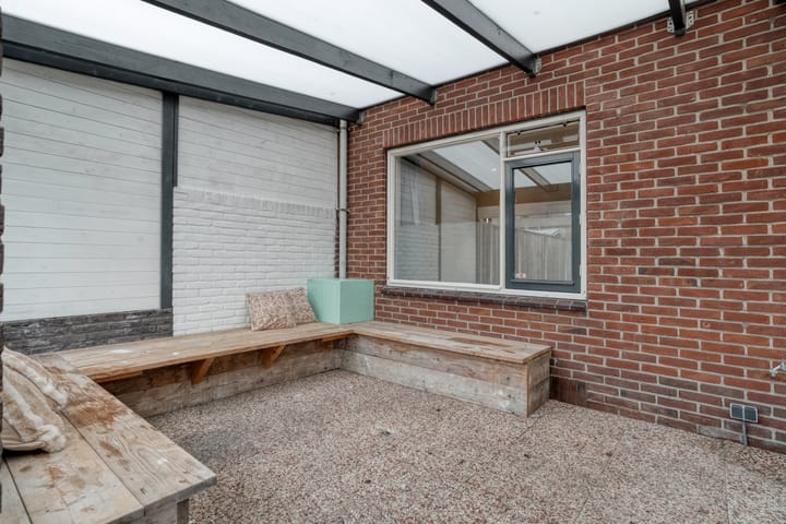 Photo 33 of Vincent van Goghstraat 13