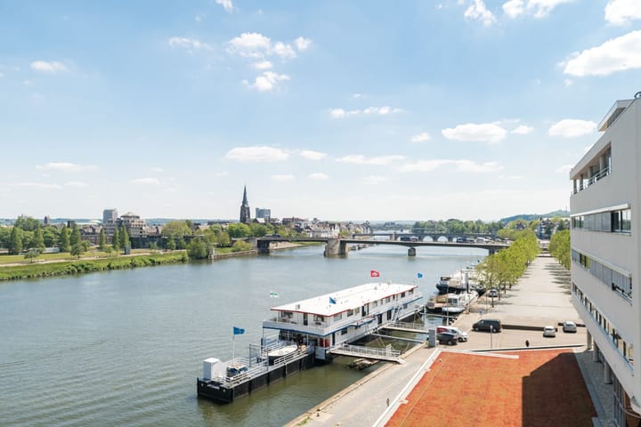 Foto 8 van Maasboulevard 1-B11