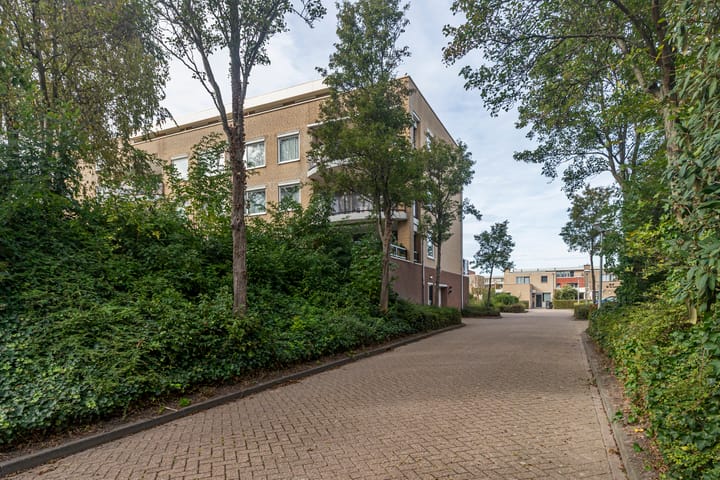 Photo 32 of Leeuweriklaan 5