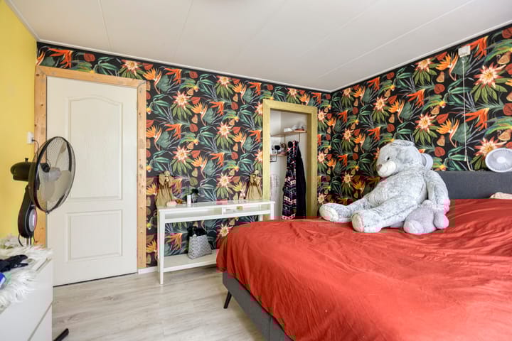 Photo 10 of Hertshoornstraat 5