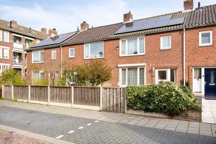 Photo 13 of Hertshoornstraat 5