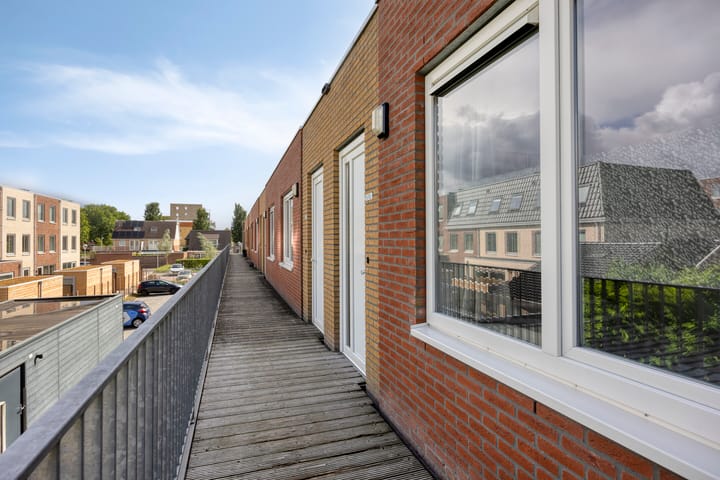 Photo 8 of Hoofdweg 676-J