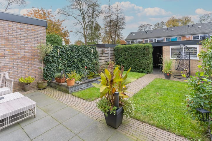 Foto 30 van Meerkoetstraat 66