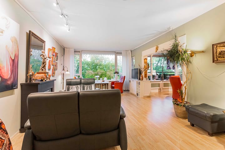 Photo 11 of Stationsweg 92-514