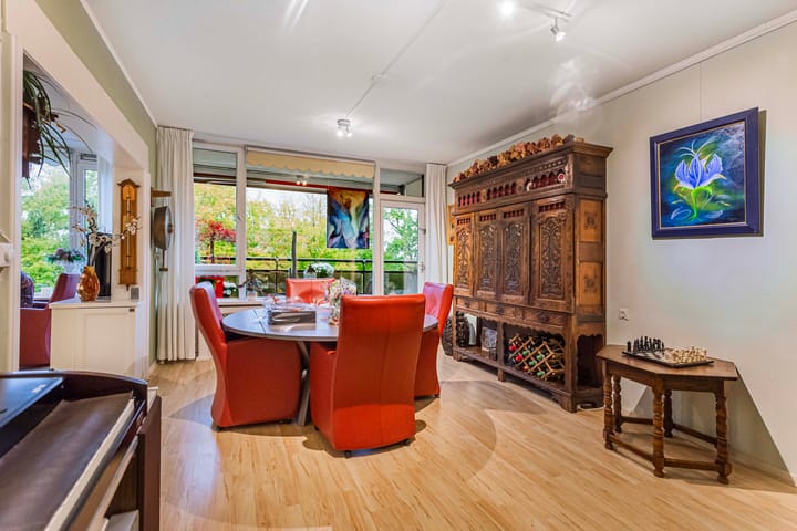 Photo 14 of Stationsweg 92-514