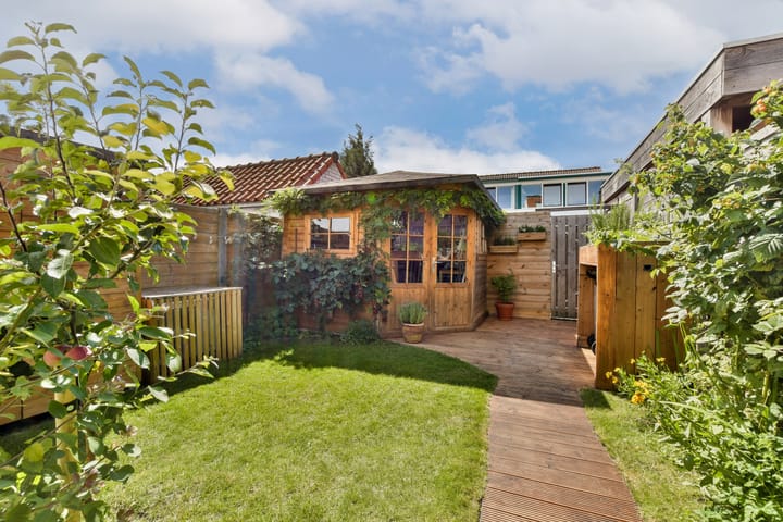 Photo 23 of Floris Schoutenstraat 14