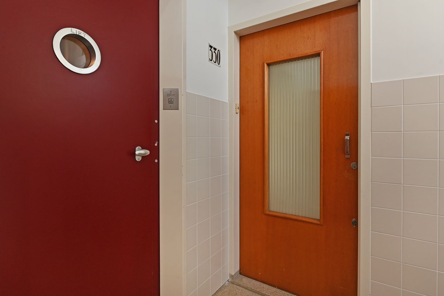 Foto 4 van Barnsteenhorst 330