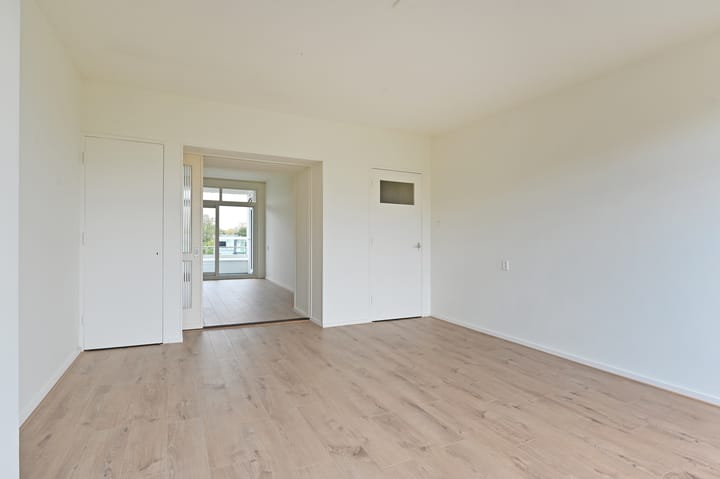 Foto 10 van Barnsteenhorst 330