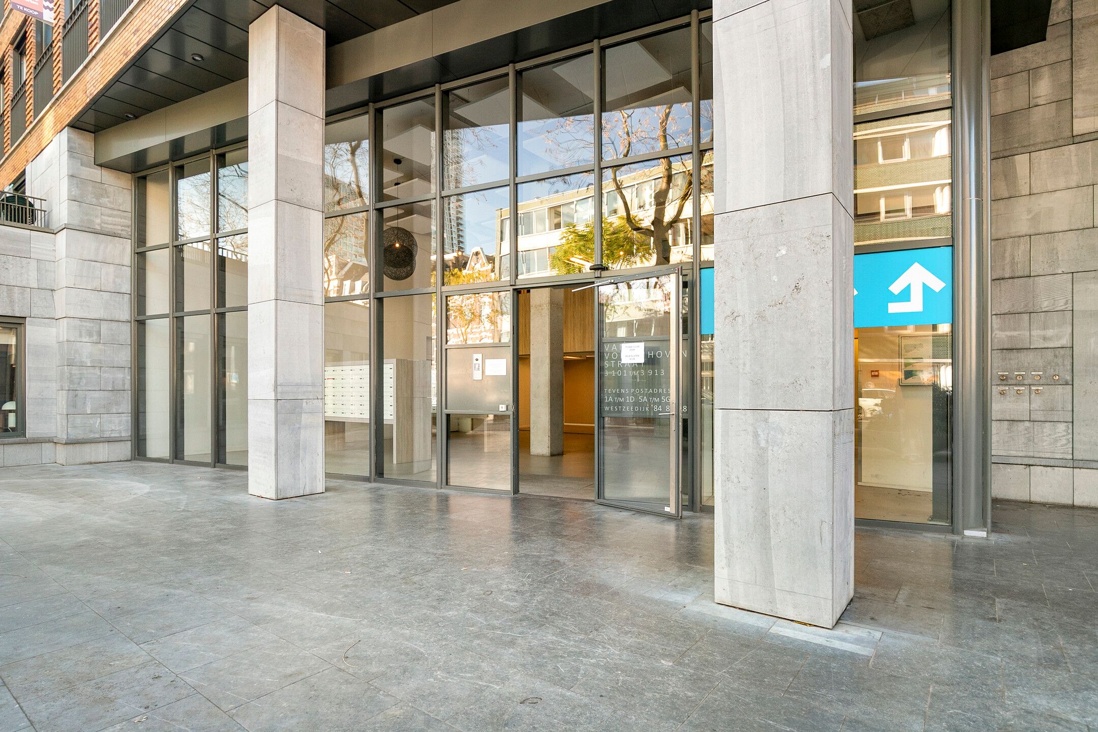 Foto 18 van Van Vollenhovenstraat 3-417