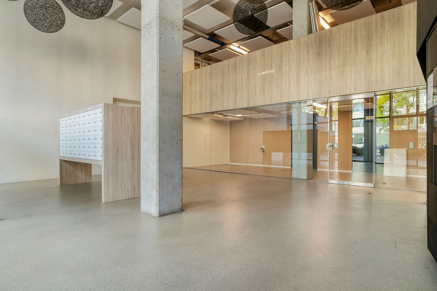 Foto 19 van Van Vollenhovenstraat 3-417