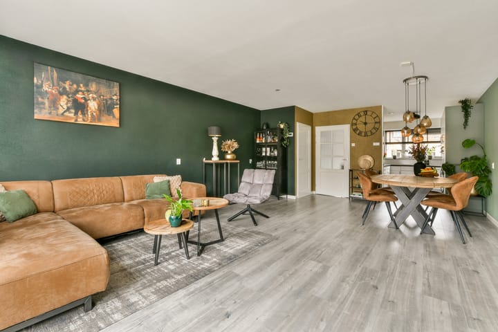 Foto 11 van Debussyhof 13