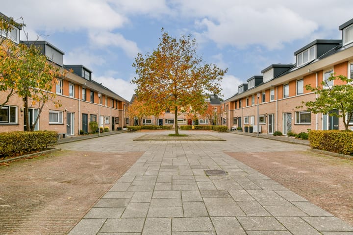 Foto 31 van Debussyhof 13