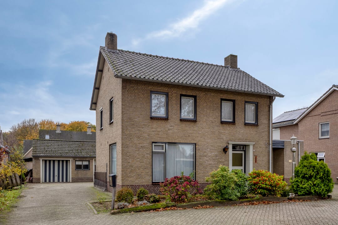 Photo 2 of Oudedijk 77