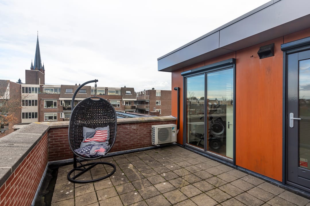 Photo 32 of Heerenvliet 16