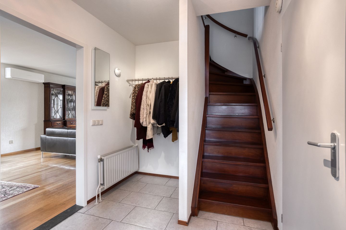 Photo 5 of Valkenburgstraat 3