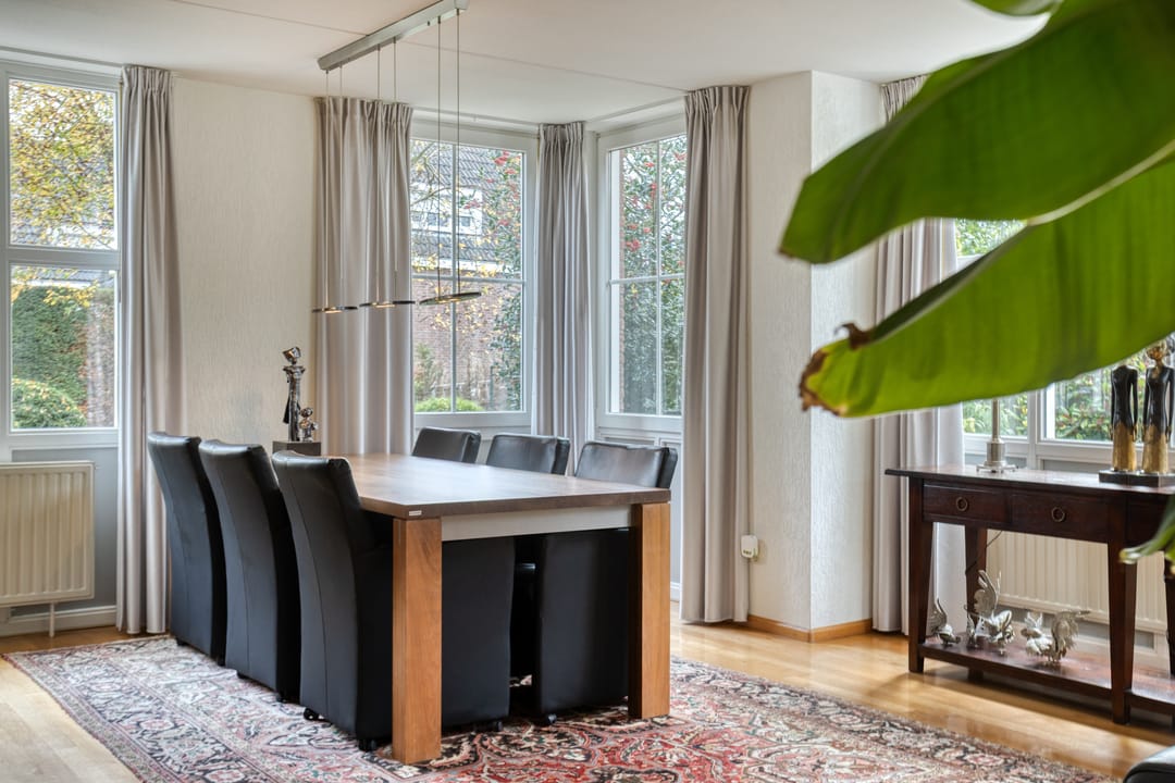 Photo 13 of Valkenburgstraat 3