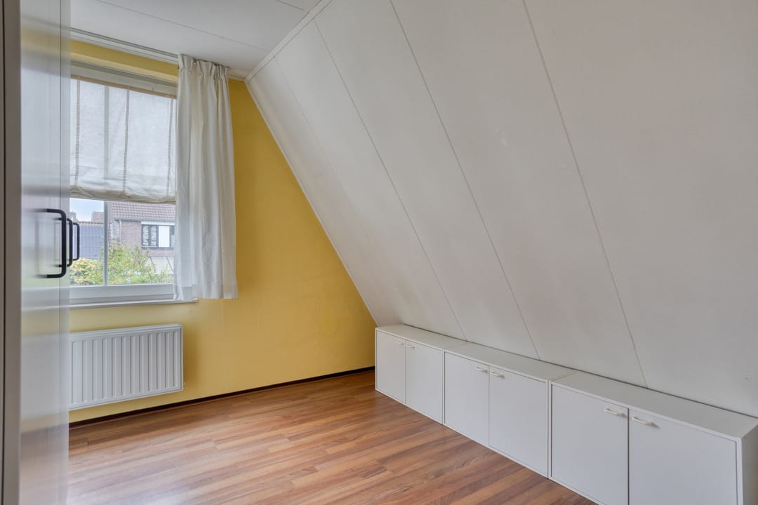 Photo 31 of Valkenburgstraat 3