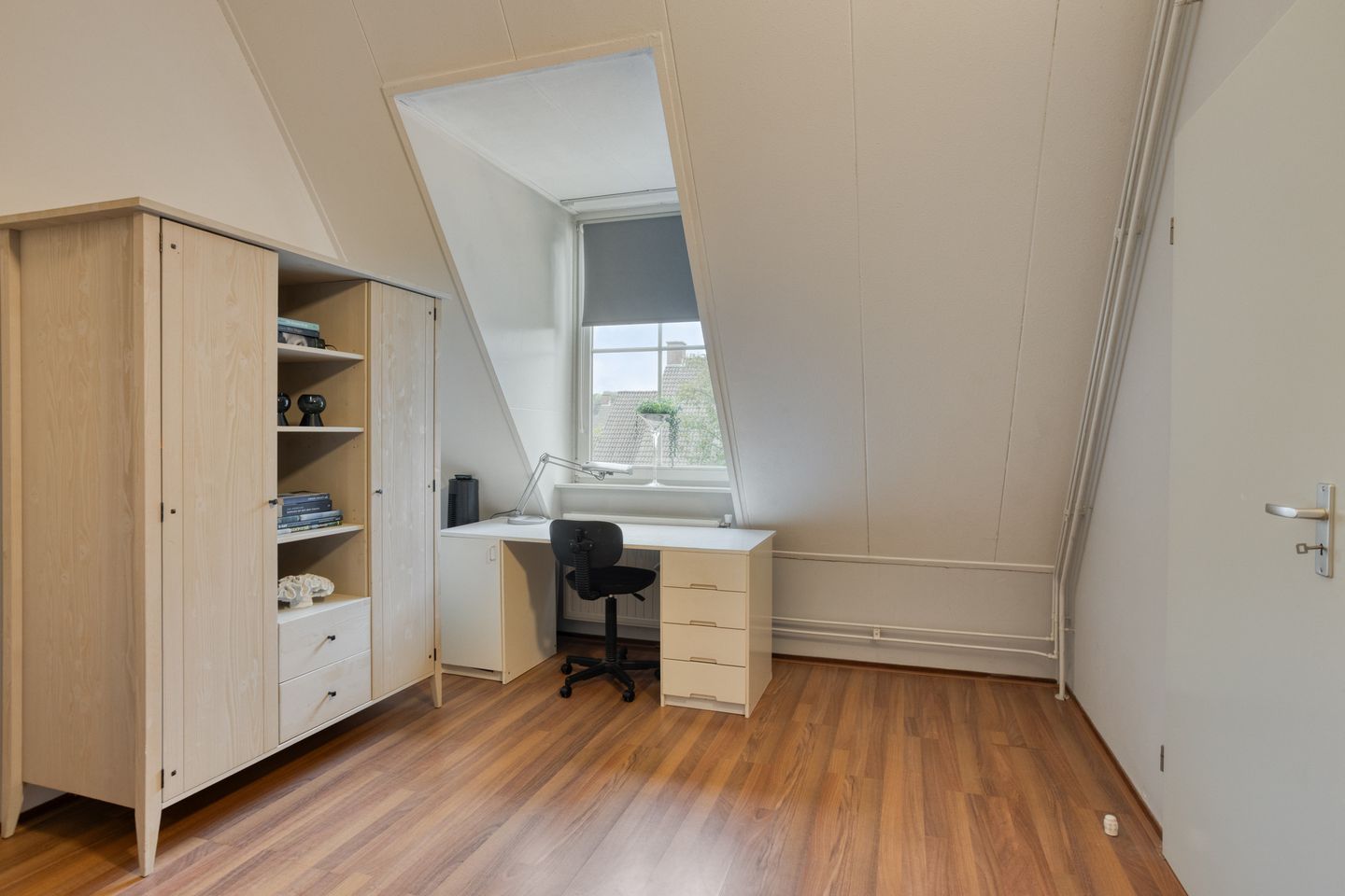 Photo 34 of Valkenburgstraat 3