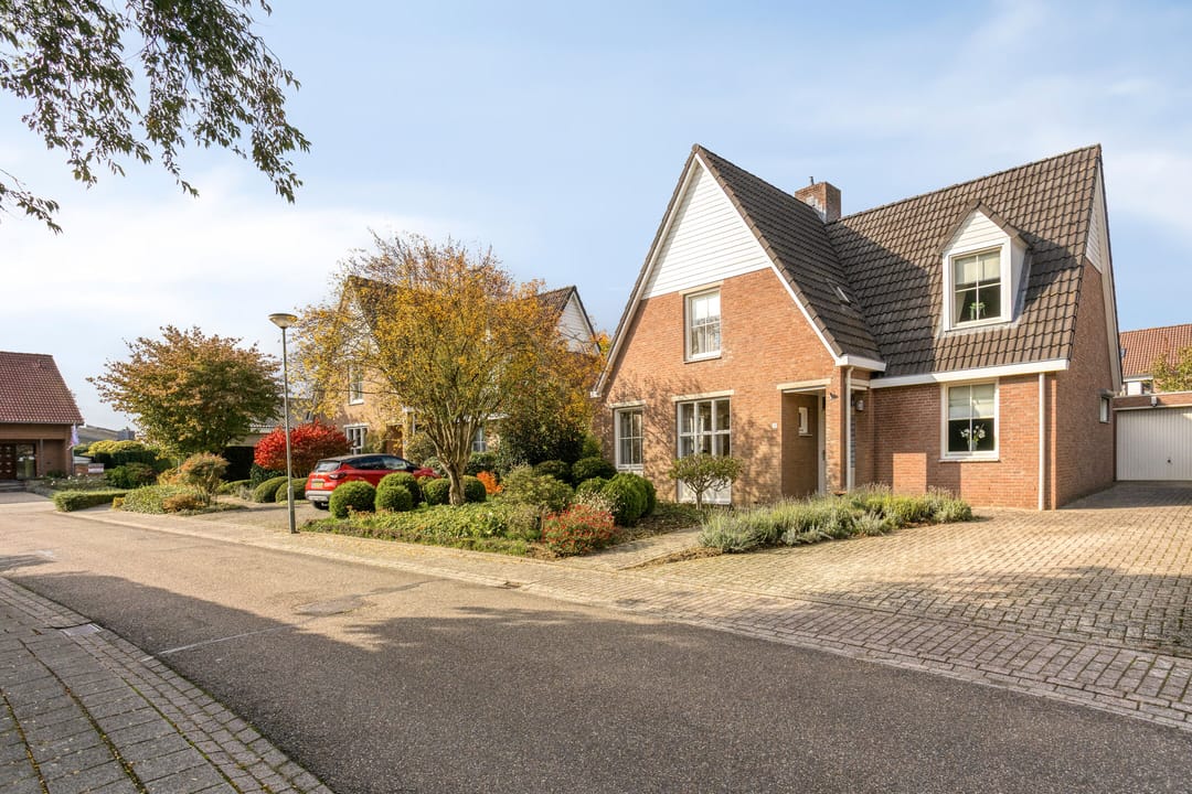 Photo 41 of Valkenburgstraat 3