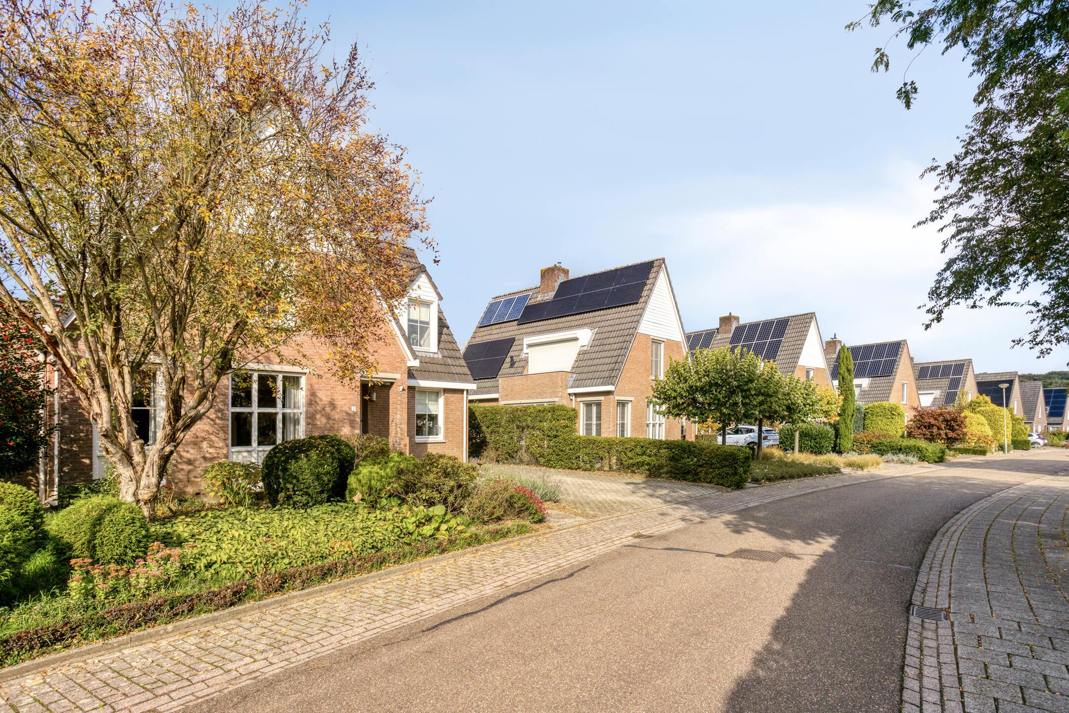 Photo 42 of Valkenburgstraat 3