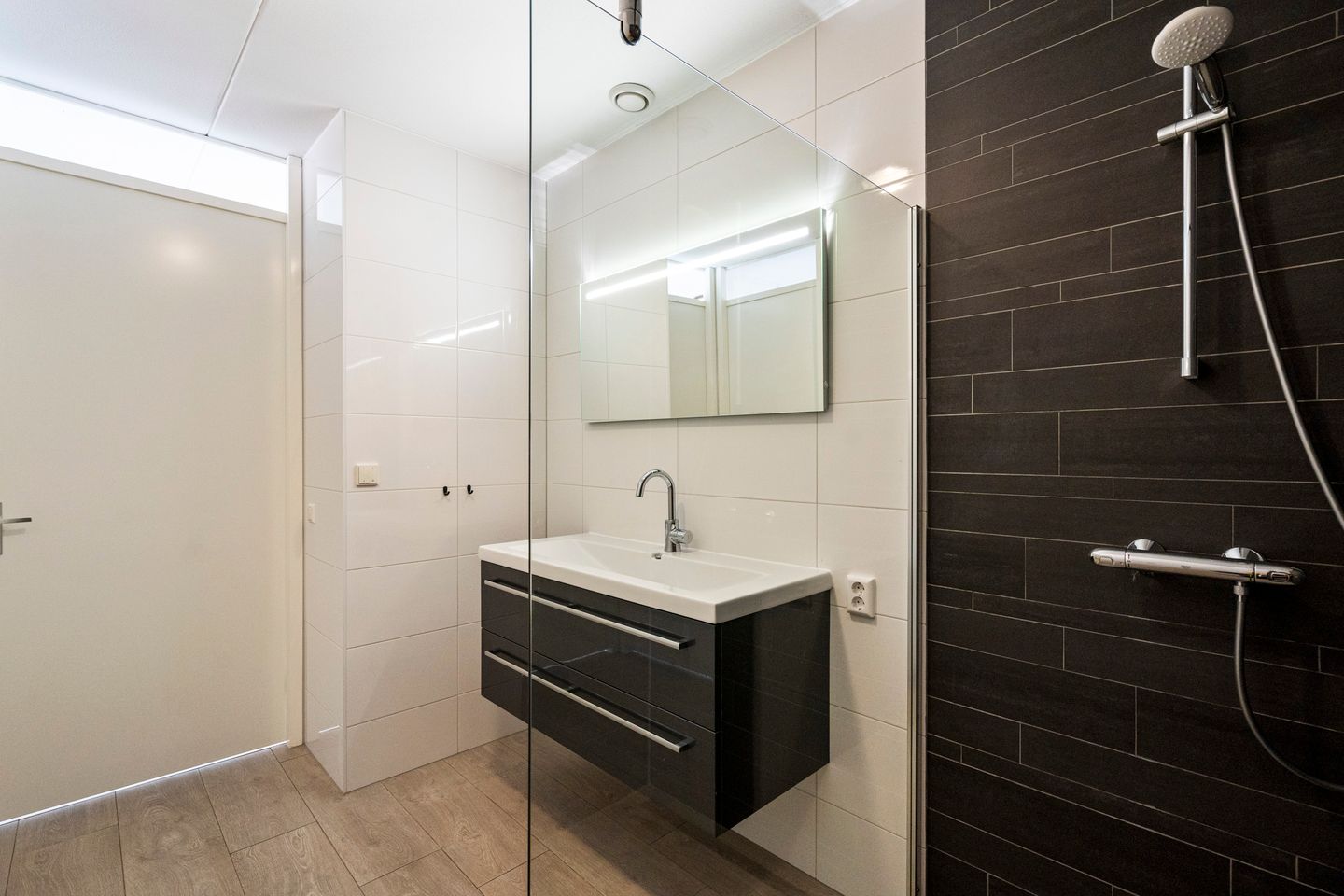 Foto 29 van Raadhuisstraat 107