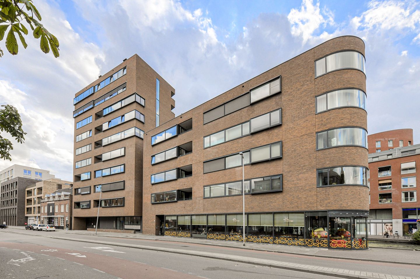 Photo 5 of Markendaalseweg 64-H37