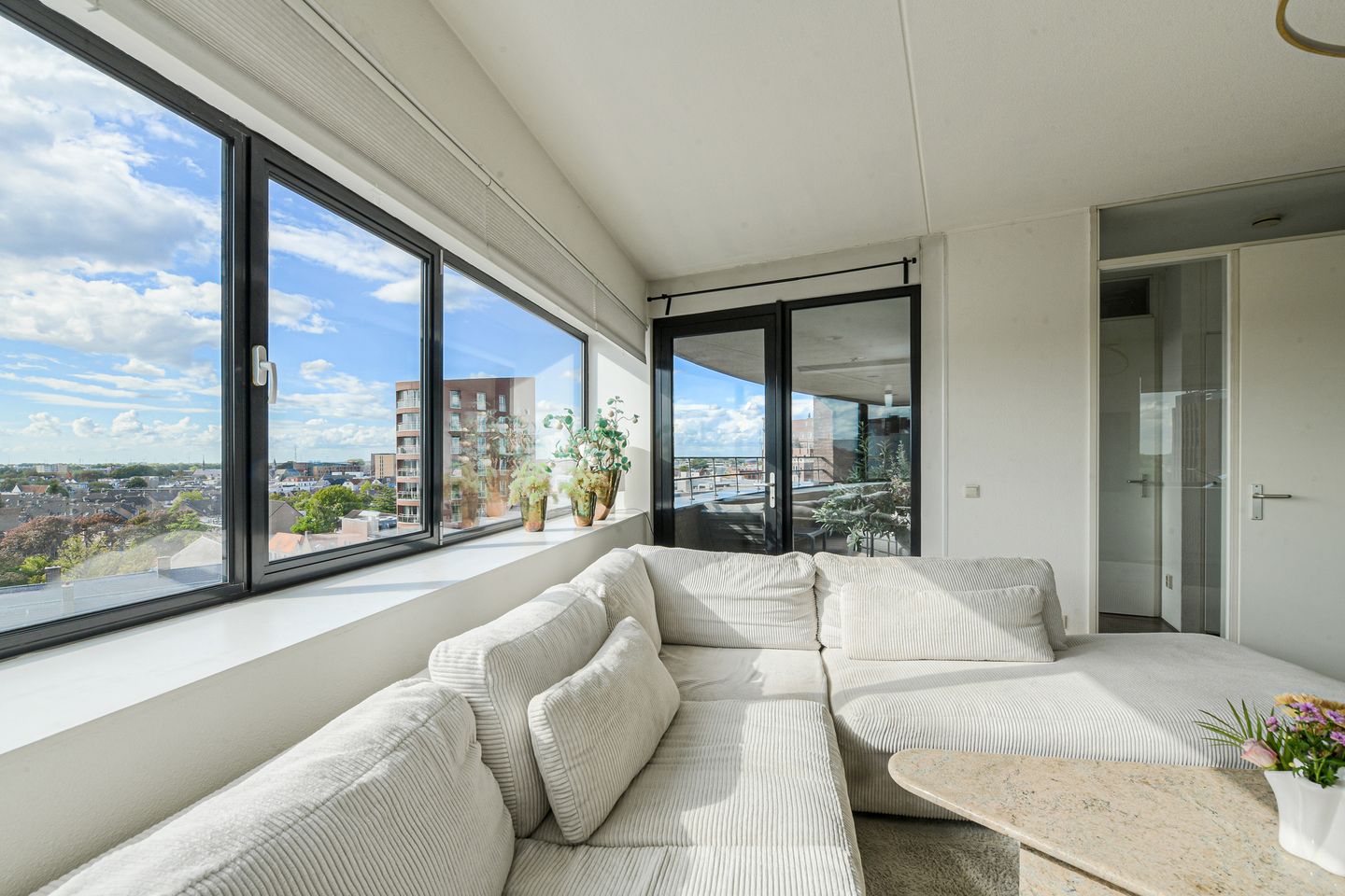 Photo 10 of Markendaalseweg 64-H37