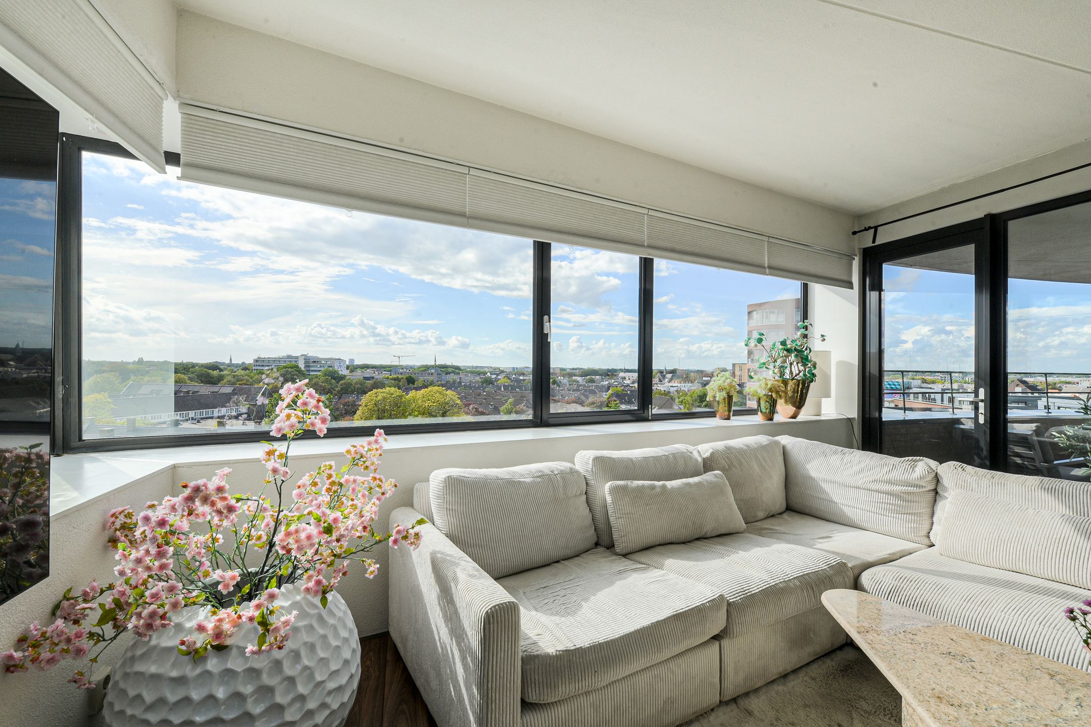 Photo 9 of Markendaalseweg 64-H37