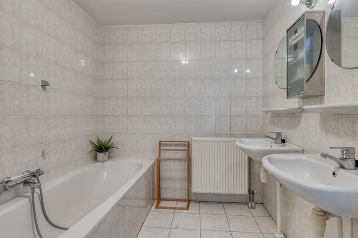 Foto 30 van Fellinilaan 436