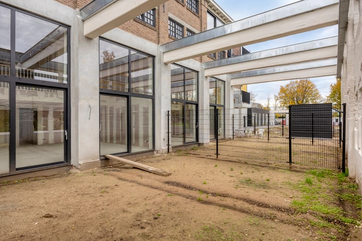 Photo 36 of Split-level woning (Bouwnr. F1)