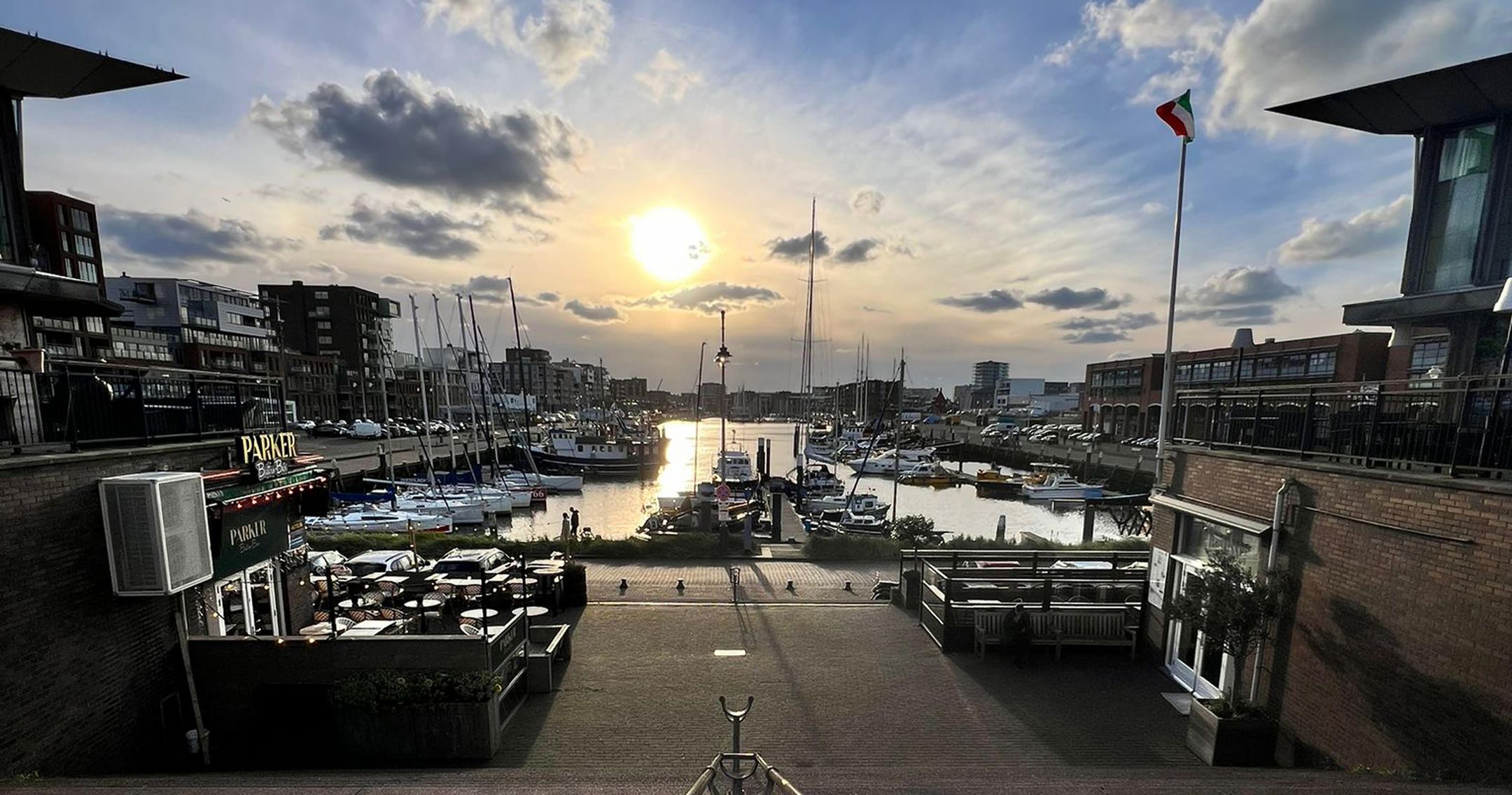 Foto 16 van Harbour Front Scheveningen