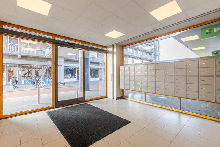 Foto 6 van Chopinplein 105