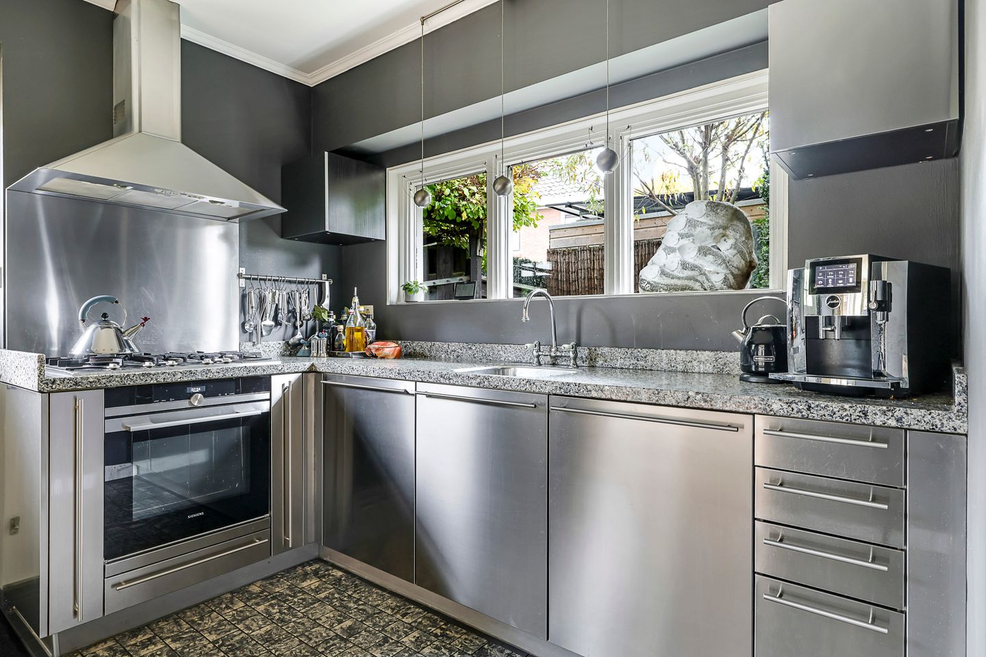 Foto 29 van Hazenlaan 7